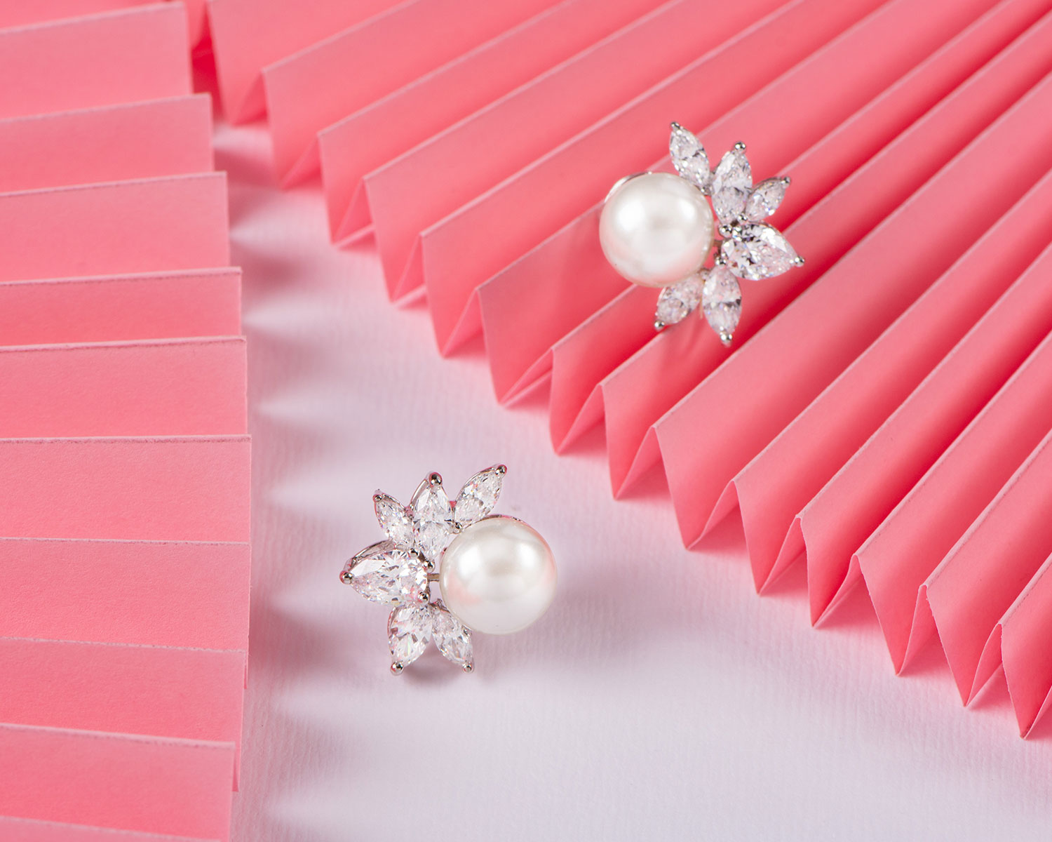 Classic Pearl Studs